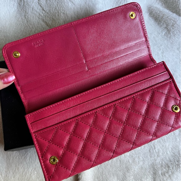Prada saffiano quilted long wallet hot pink and gold tone hardware w box! EUD - Picture 4 of 16